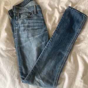 Jeans. Downtown skinny